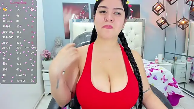 Snapshot of pearl_weet chatting on September 24, 6:03 pm pearl weet online show from September 24, 6:03 pm