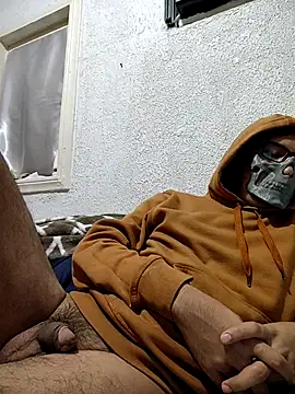 Snapshot of HardestPepe chatting on December 4, 3:05 am HardestPepe online show from December 4, 3:05 am