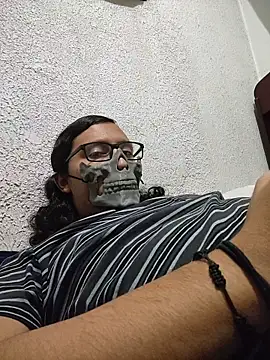 HardestPepe online show from December 20, 9:01 am