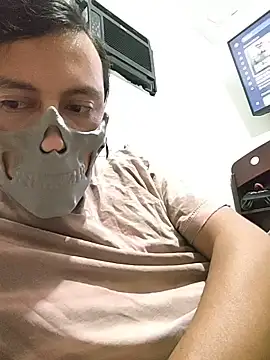 HardestPepe online show from March 30, 7:10 am