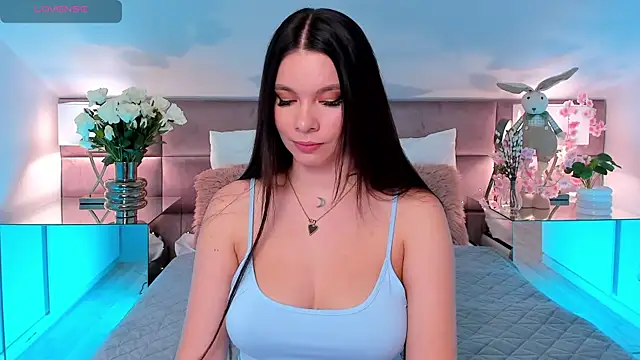 MiaMuse online show from April 17, 7:06 pm