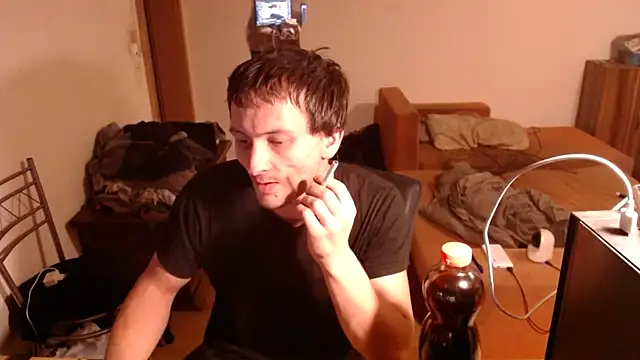 Snapshot of sexymann92 chatting on October 12, 4:41 pm sexymann92 online show from October 12, 4:41 pm