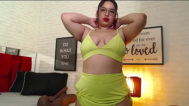 Roxahank online show from February 17, 8:17 pm