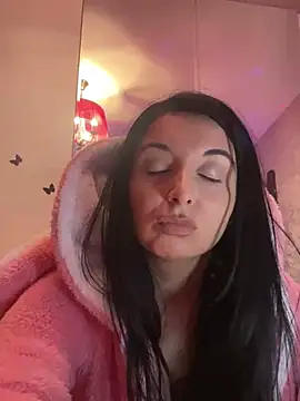 Snapshot of YreneRay chatting on December 12, 2:44 pm YreneRay online show from December 12, 2:44 pm