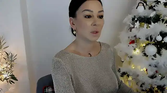 Xentthia online show from December 16, 2:43 pm