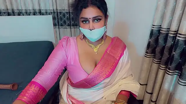 Snapshot of SonY_CaM chatting on July 20, 10:39 am SonY CaM online show from July 20, 10:39 am