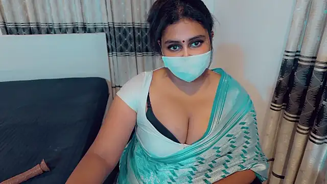 Snapshot of SonY_CaM chatting on July 8, 9:43 am SonY CaM online show from July 8, 9:43 am