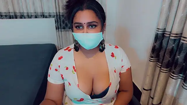 Snapshot of SonY_CaM chatting on February 28, 8:47 am SonY CaM online show from February 28, 8:47 am