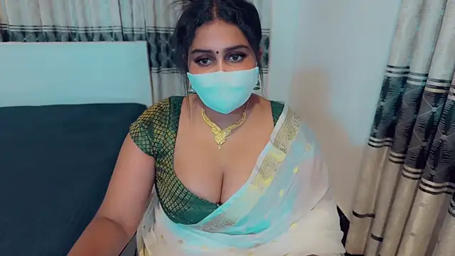 Snapshot of SonY_CaM chatting on October 7, 4:52 pm SonY CaM online show from October 7, 4:52 pm
