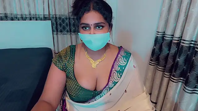 Snapshot of SonY_CaM chatting on January 19, 8:29 am SonY CaM online show from January 19, 8:29 am