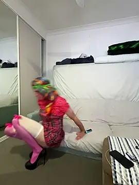 CD Sub2021 online show from March 25, 3:33 pm