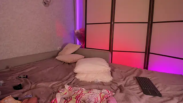 Kitty Ricky online show from March 20, 4:42 pm