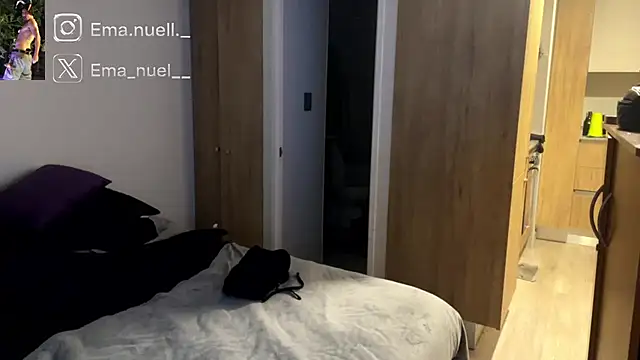 Emanuell   online show from May 8, 2:04 am