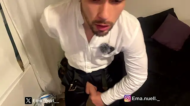 Emanuell   online show from April 12, 8:39 am