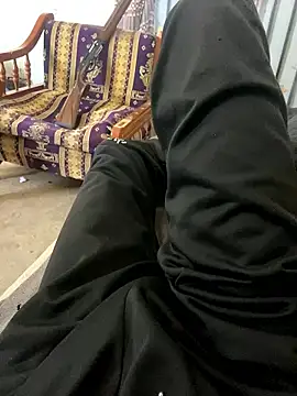 Snapshot of stevesaa chatting on November 29, 8:25 am stevesaa online show from November 29, 8:25 am