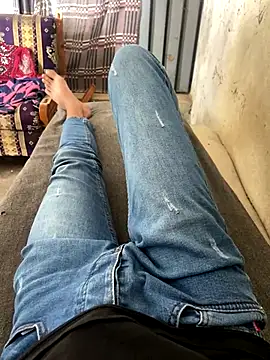 Snapshot of stevesaa chatting on October 8, 9:55 am stevesaa online show from October 8, 9:55 am