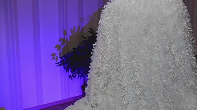 Snapshot of Danielle_Thomas chatting on March 22, 6:22 am Danielle Thomas online show from March 22, 6:22 am