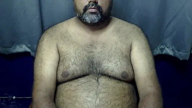 Snapshot of hairysubcub_70 chatting on May 21, 7:39 am hairysubcub 70 online show from May 21, 7:39 am