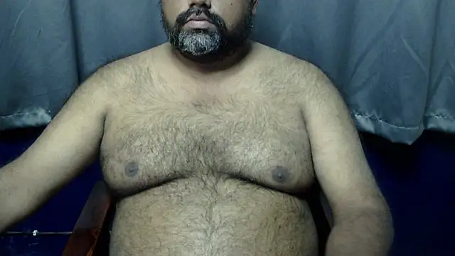 Snapshot of hairysubcub_70 chatting on November 23, 5:28 am hairysubcub 70 online show from November 23, 5:28 am