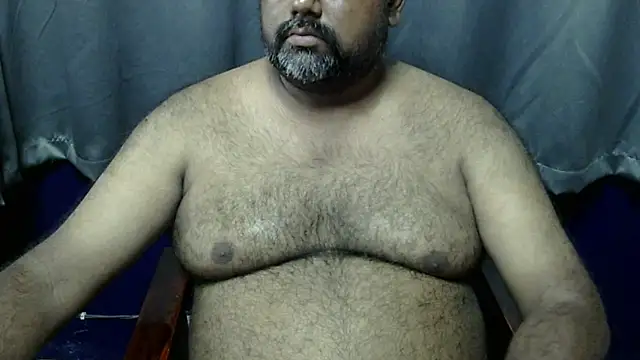 Snapshot of hairysubcub_70 chatting on October 1, 9:03 am hairysubcub 70 online show from October 1, 9:03 am
