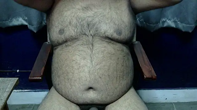 hairysubcub 70 online show from December 17, 7:46 am