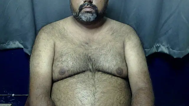 Snapshot of hairysubcub_70 chatting on May 16, 11:20 am hairysubcub 70 online show from May 16, 11:20 am