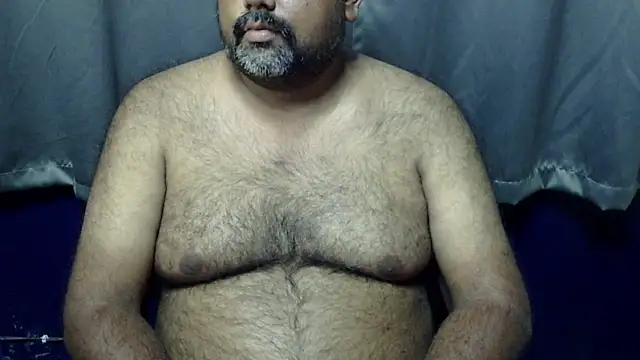 Snapshot of hairysubcub_70 chatting on May 12, 7:16 am hairysubcub 70 online show from May 12, 7:16 am