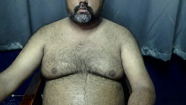Snapshot of hairysubcub_70 chatting on July 9, 4:13 am hairysubcub 70 online show from July 9, 4:13 am