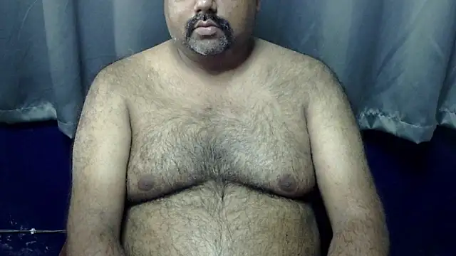 Snapshot of hairysubcub_70 chatting on June 14, 9:21 am hairysubcub 70 online show from June 14, 9:21 am