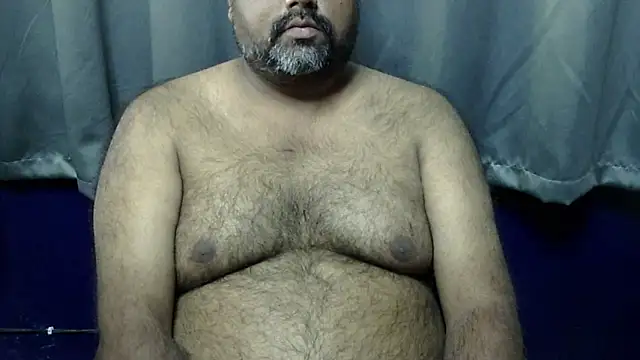Snapshot of hairysubcub_70 chatting on November 11, 7:58 am hairysubcub 70 online show from November 11, 7:58 am