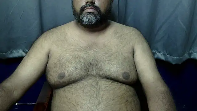 Snapshot of hairysubcub_70 chatting on October 15, 6:44 am hairysubcub 70 online show from October 15, 6:44 am