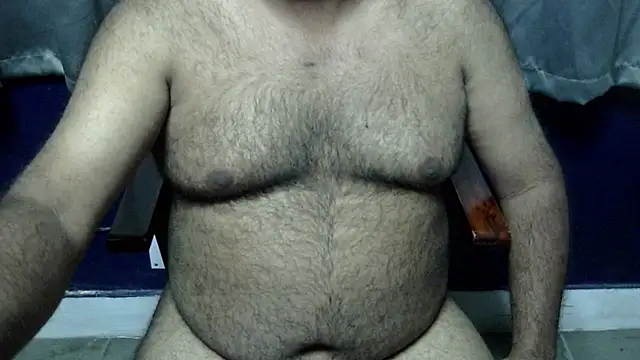 Snapshot of hairysubcub_70 chatting on November 2, 4:56 pm hairysubcub 70 online show from November 2, 4:56 pm