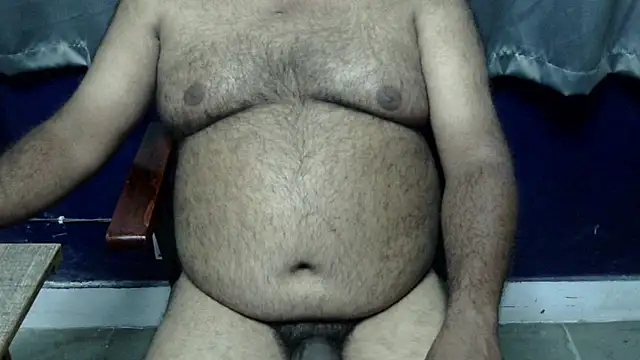 Snapshot of hairysubcub_70 chatting on October 15, 6:49 pm hairysubcub 70 online show from October 15, 6:49 pm
