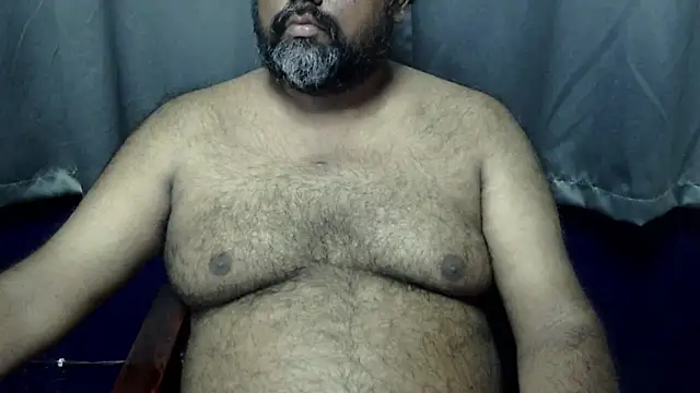 Snapshot of hairysubcub_70 chatting on October 25, 7:07 am hairysubcub 70 online show from October 25, 7:07 am