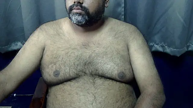 Snapshot of hairysubcub_70 chatting on November 29, 6:24 am hairysubcub 70 online show from November 29, 6:24 am