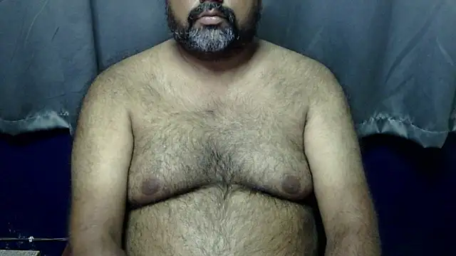 Snapshot of hairysubcub_70 chatting on May 20, 6:38 pm hairysubcub 70 online show from May 20, 6:38 pm