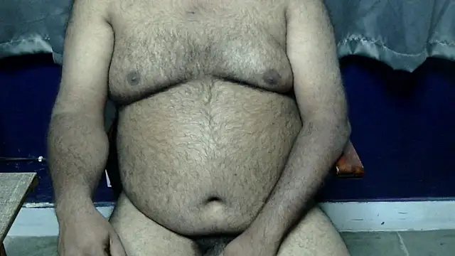Snapshot of hairysubcub_70 chatting on November 23, 5:34 pm hairysubcub 70 online show from November 23, 5:34 pm