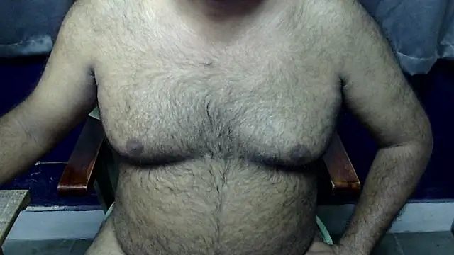 Snapshot of hairysubcub_70 chatting on June 25, 5:12 am hairysubcub 70 online show from June 25, 5:12 am
