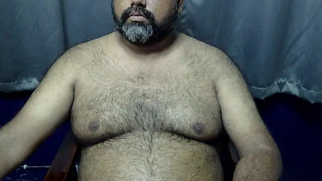 Snapshot of hairysubcub_70 chatting on June 4, 5:01 am hairysubcub 70 online show from June 4, 5:01 am
