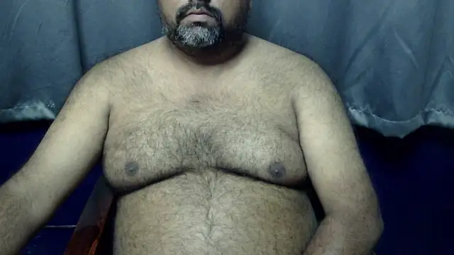 Snapshot of hairysubcub_70 chatting on November 12, 4:38 am hairysubcub 70 online show from November 12, 4:38 am