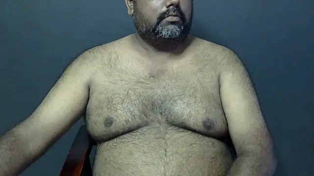 Snapshot of hairysubcub_70 chatting on September 26, 7:15 am hairysubcub 70 online show from September 26, 7:15 am