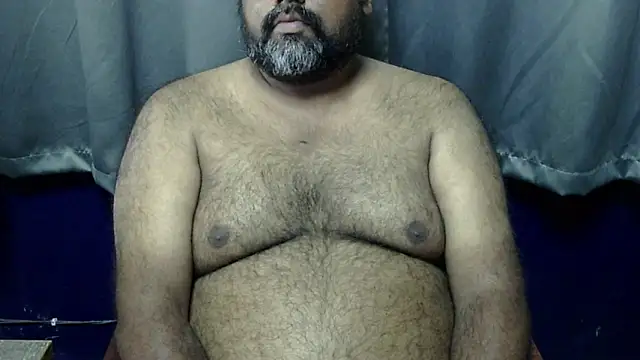 Snapshot of hairysubcub_70 chatting on October 14, 9:43 am hairysubcub 70 online show from October 14, 9:43 am