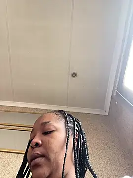 Snapshot of sexyTHANDO chatting on February 18, 10:01 am sexyTHANDO online show from February 18, 10:01 am