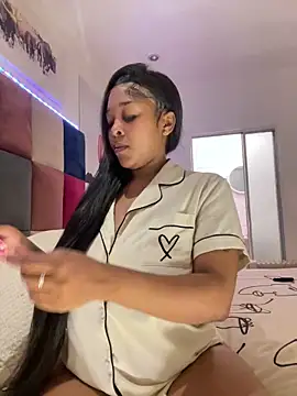 sexyTHANDO online show from May 17, 8:31 pm