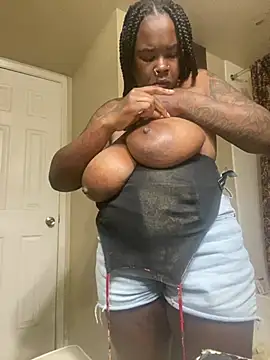 Snapshot of WassamSavage chatting on February 20, 5:15 pm WassamSavage online show from February 20, 5:15 pm