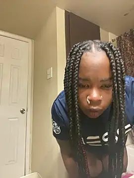 Snapshot of WassamSavage chatting on February 16, 6:28 pm WassamSavage online show from February 16, 6:28 pm