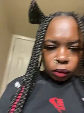 Snapshot of WassamSavage chatting on February 22, 8:28 am WassamSavage online show from February 22, 8:28 am