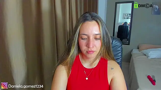 Snapshot of Danielacams chatting on January 27, 2:42 am Danielacams online show from January 27, 2:42 am