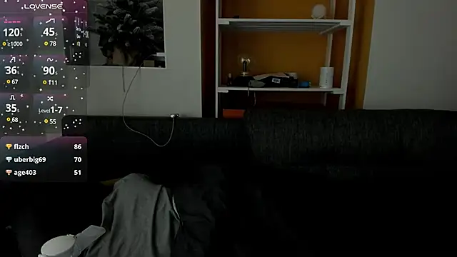 Snapshot of snusmumrike chatting on March 12, 10:37 am snusmumrike online show from March 12, 10:37 am