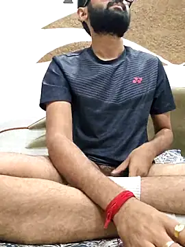 Snapshot of love4shownude chatting on October 16, 4:59 pm love4shownude online show from October 16, 4:59 pm